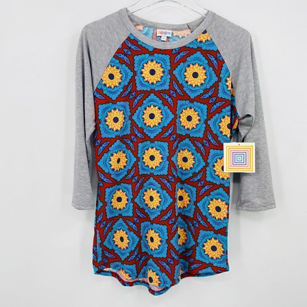 NEW Lularoe Size Small 3/4 Sleeve Abstract Geometric Randy Crewneck Shirt Top